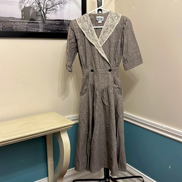 Vintage Lace Dress - Picture 1 of 7